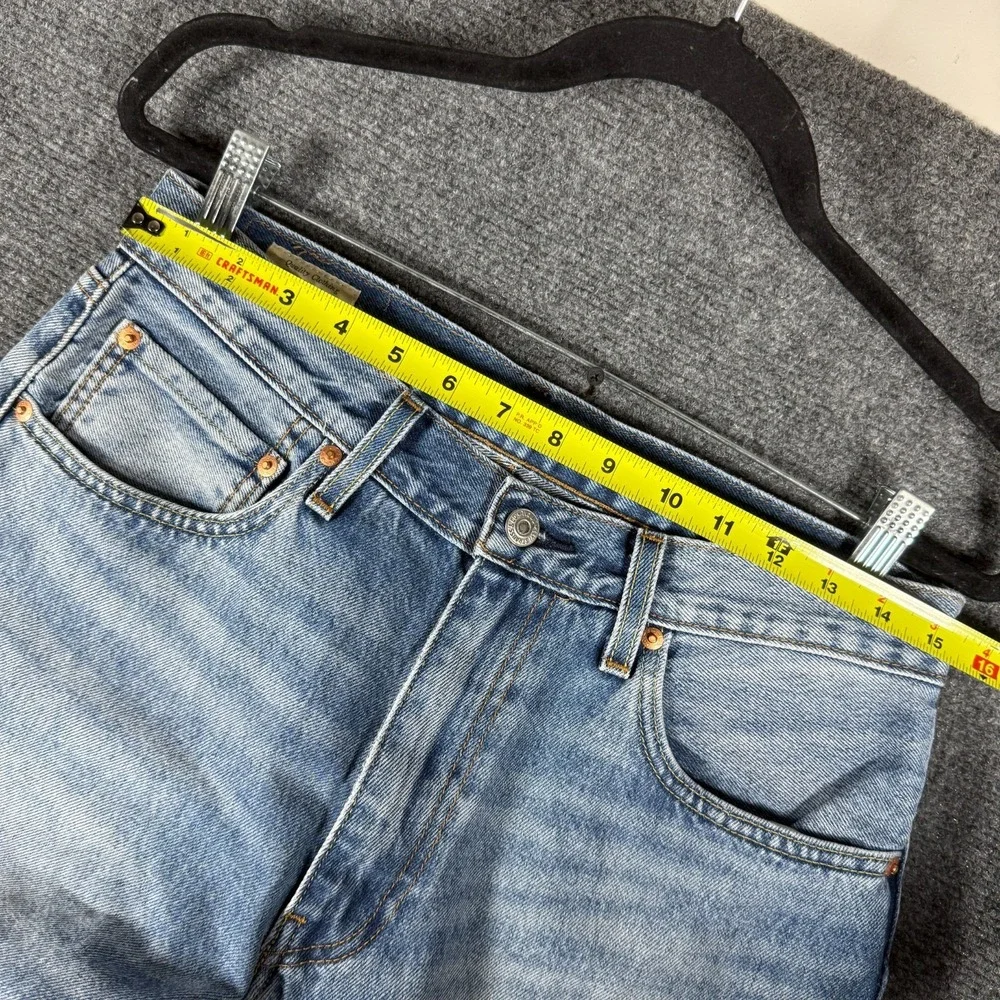 Levis has minor